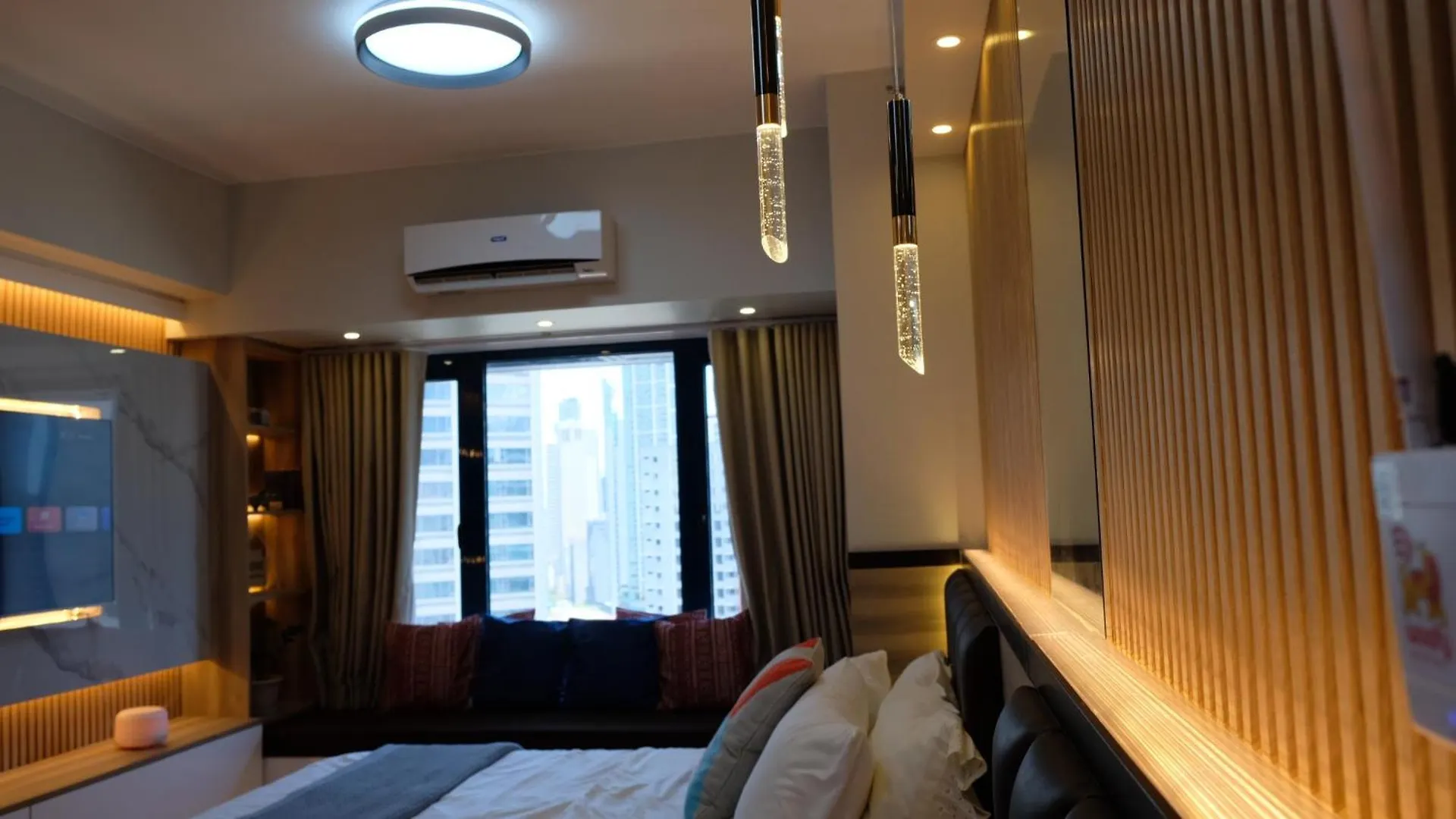 Air Residence Fantasy Sophisticated Chic Family Living 300 Mbps Fast Manila 0*,  Philippines