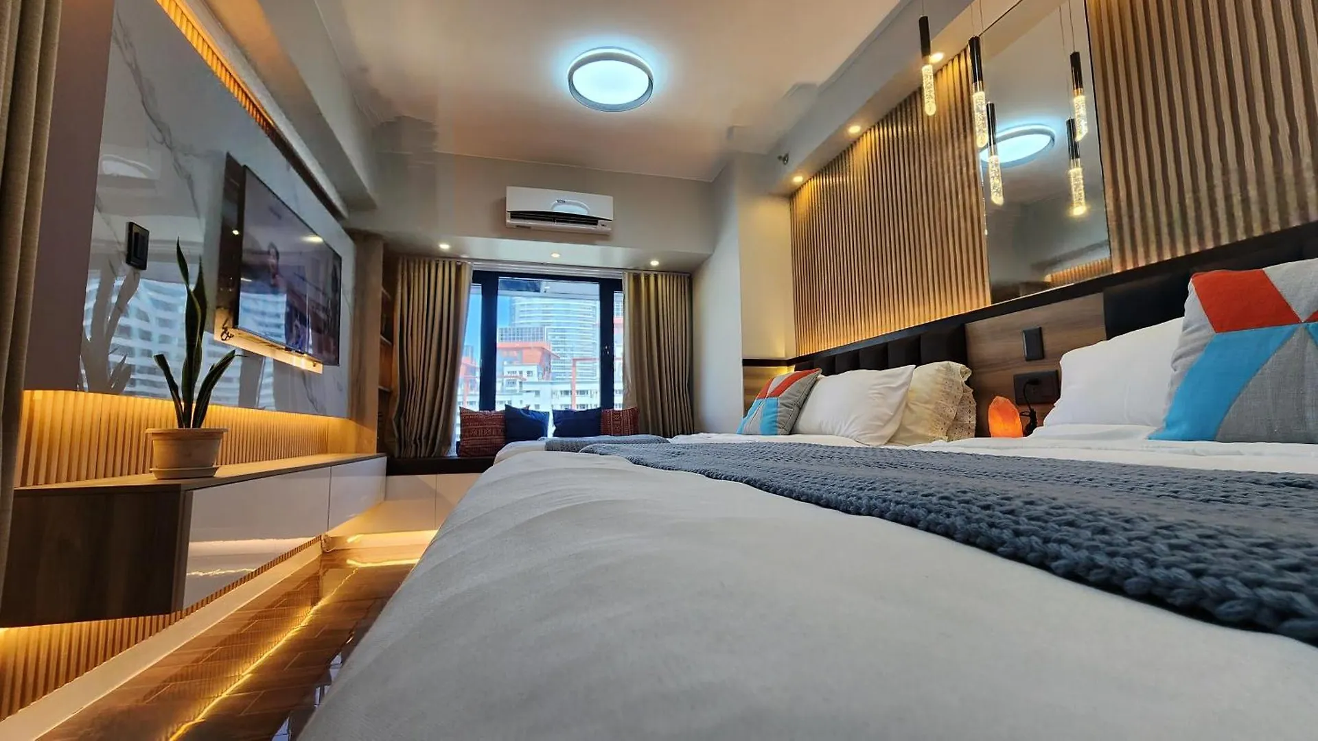 Apartment Air Residence Fantasy Sophisticated Chic Family Living 300 Mbps Fast Manila